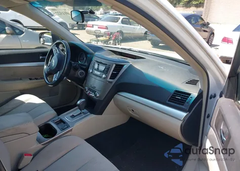 2013 Subaru Outback 2.5I Premium from USA, damaged, VIN 4S4BRBCC5D3200646